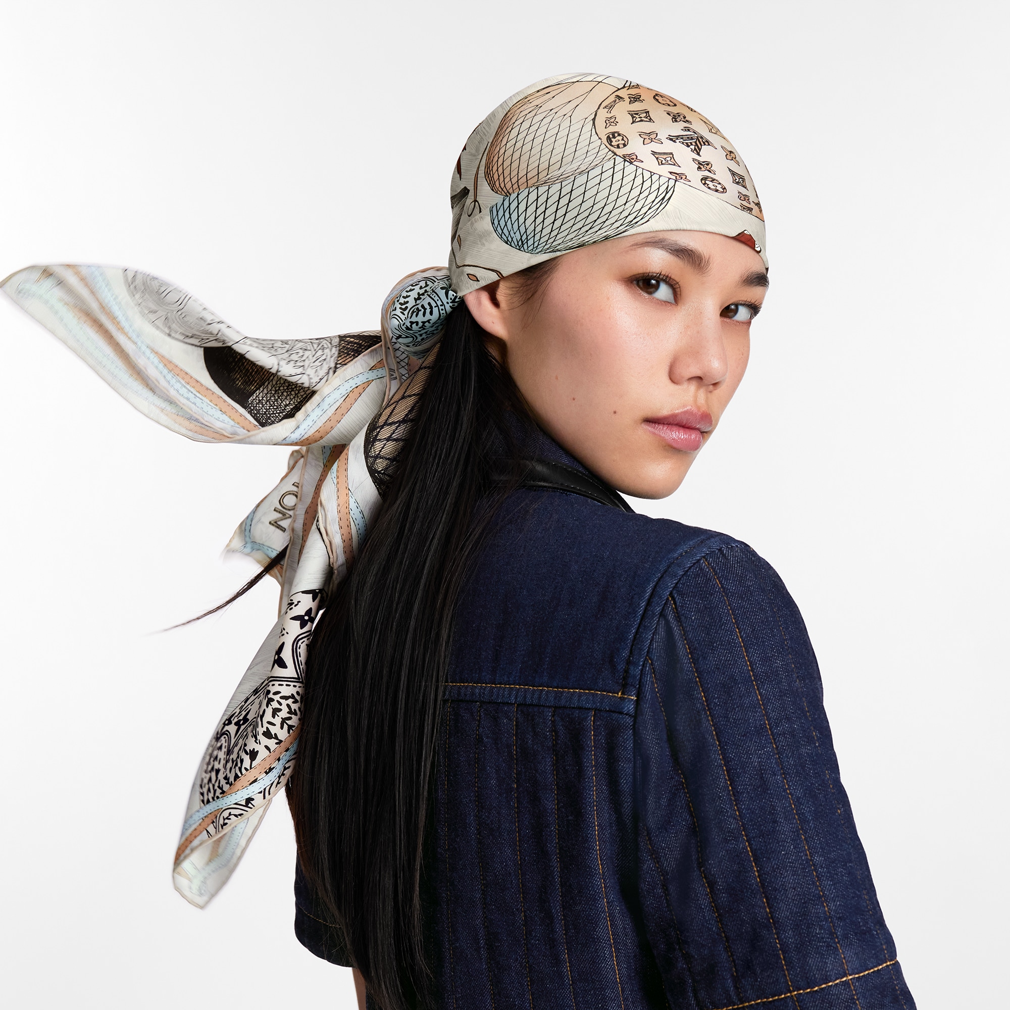 Up And Away Square 90 S00 - Accessories | LOUIS VUITTON